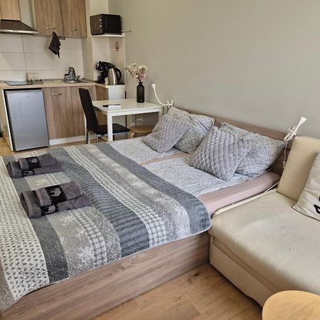 Benita Inn apartments Sofia Bagian luar foto
