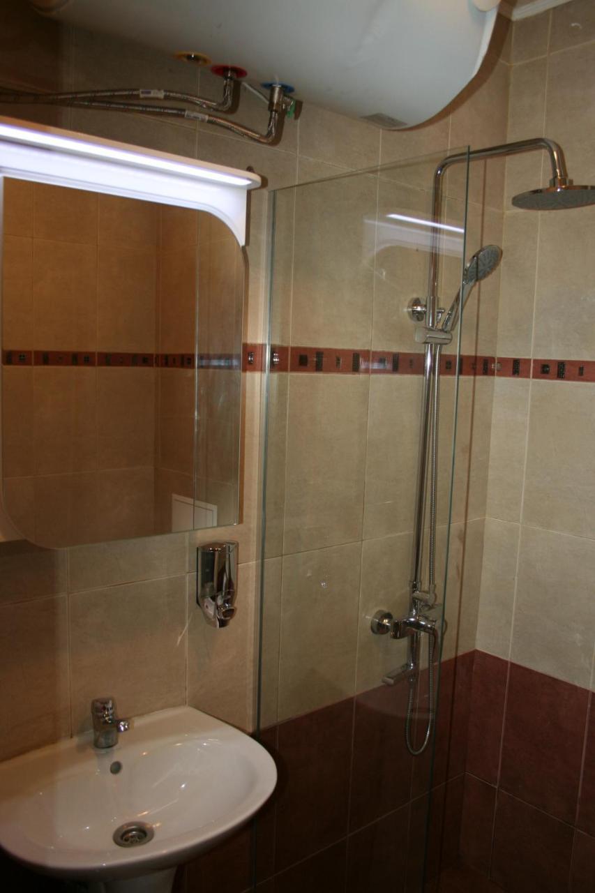 Benita Inn apartments Sofia Bagian luar foto