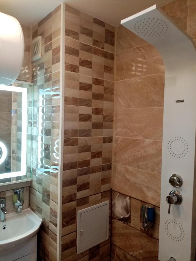 Benita Inn apartments Sofia Bagian luar foto