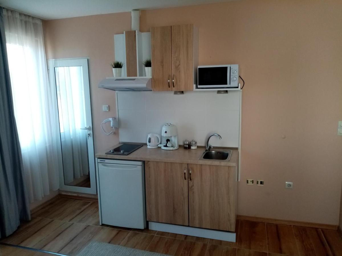 Benita Inn apartments Sofia Bagian luar foto